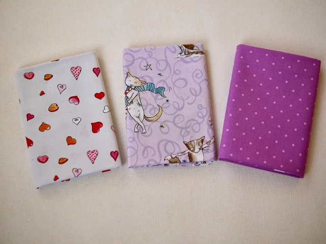 Clothworks Paquete de Tela Patchwork Gatos, Corazones, Puntos Lila Rosa Colorido