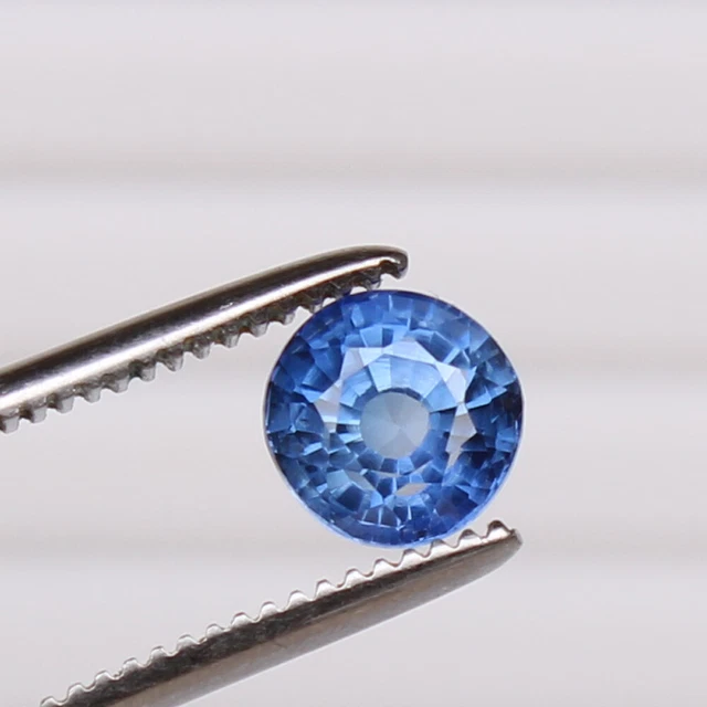 Saphir Naturel Bleu Ceylan Bleuet 2.40 CT Rond Certifié Pierre Précieuse Chauffé