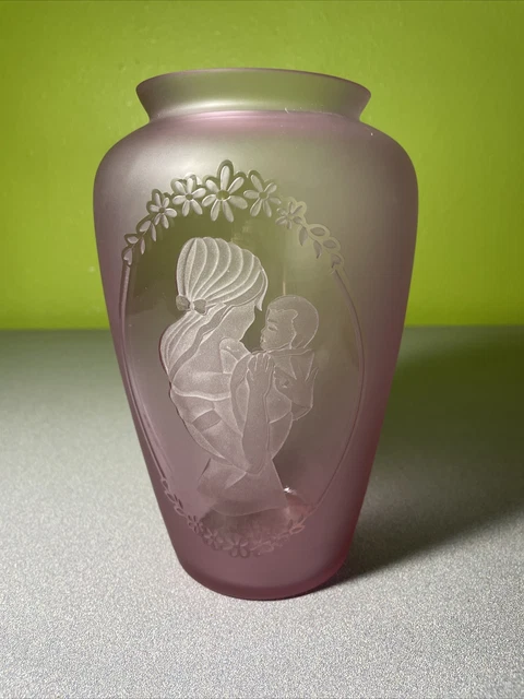 Fenton 1984 Mother and Child Sand Carved Velvet Rose Vase /750
