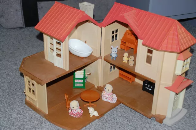 Sylvanian Families Beechwood Hall House with Working Lights & Accessories