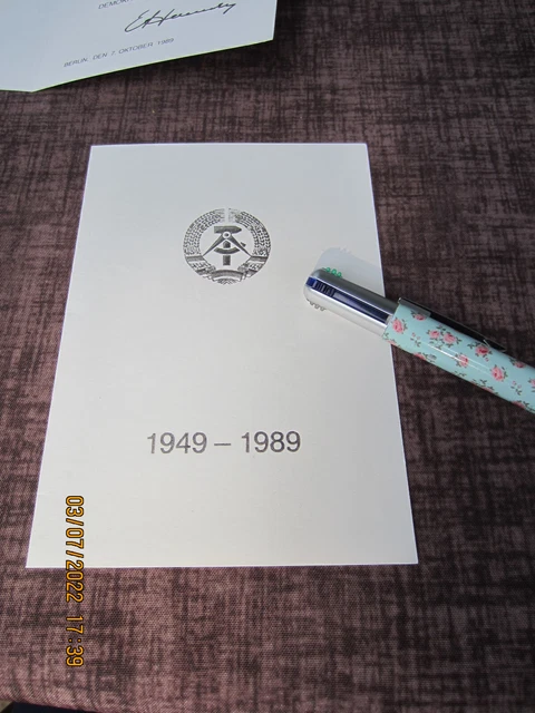 DDR, URKUNDE, EHRENMEDAILLE zum 40. Jahrestag DDR, 1989, original E