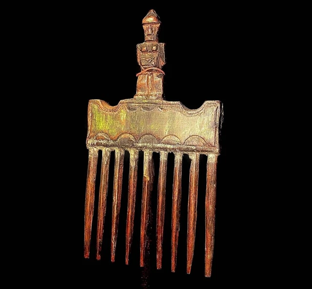 African Tribal Art Wooden Carved Luba comb -2483