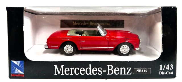 Camion Miniature NewRay 1/32 – Mercedes Benz 1853S Argent/vert – Modèle 11633