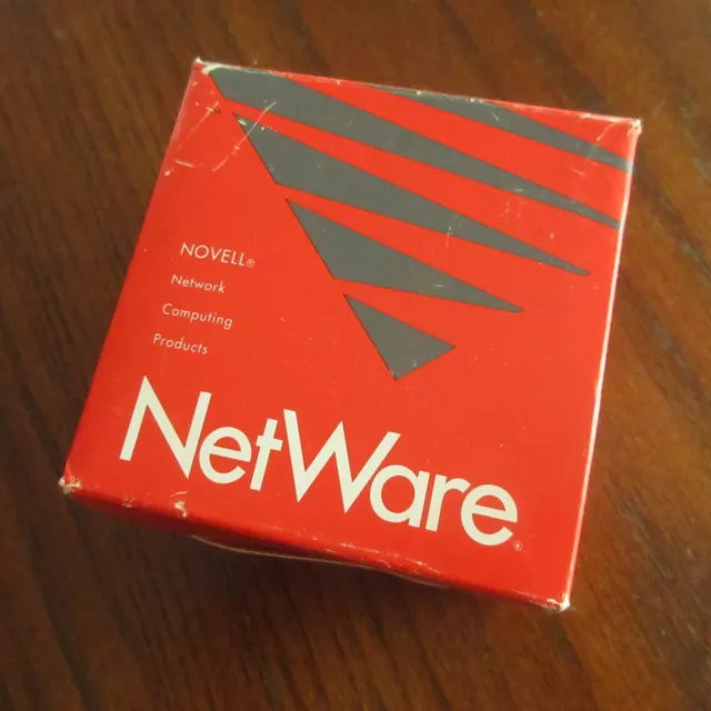 RARO SOFTWARE DE COLECCIÓN 3.5 83-92 Tech Novell Netware v3.11 15 discos 100 usuarios + caja