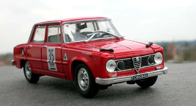 ALFA ROMEO GIULIA Ti Super 1963 Scala 1:43 EUR 14,99 - IT ALFA ROMEO GIULIA Ti Super 1963 Scala 1:43 EUR 14,99 - IT