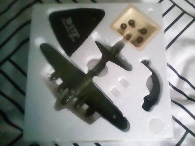 Atlas editions aircraft 1/144 BOEING B17 FLYING FORTRESS