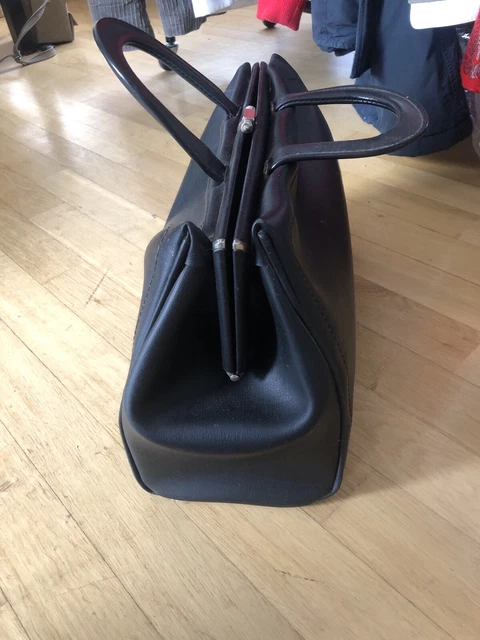 Tasche Hebammentasche Arzttasche Koffer alt - 70er jahre vintage - schwarz -