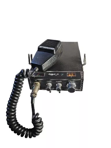 Antena de alta calidad con base magnética con radio para coche 27MHz -  China Antena CB y antena CB de 28 pulgadas para radio CB precio