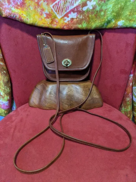 Vintage Coach British Tan Leather Everett 9934 Mini Small Crossbody Bag Purse