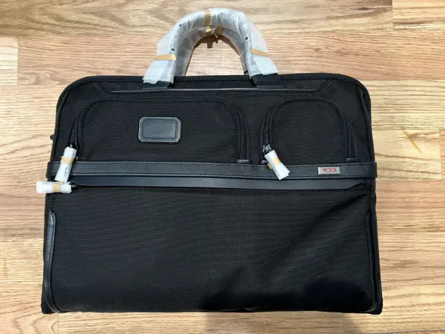 TUMI ALPHA 3 Compact Large Screen Laptop Briefcase, New With Tag - AWESOME!