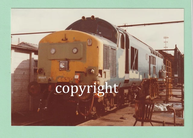 ORIGINAL RAILWAY PHOTO with Copyright - 37401 (Ex 37268) @ Crewe Works ...