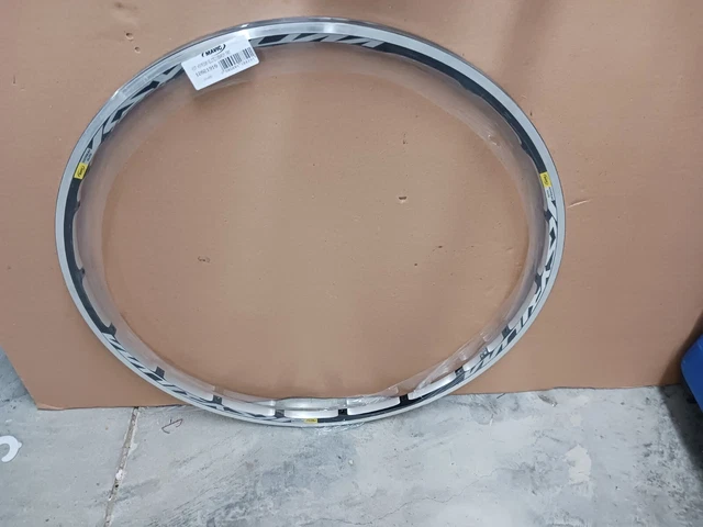 NEW Mavic Ksyrium ELITE FRONT Clincher Rim 700c 18 HOLE Black NEW Mavic Ksyrium ELITE FRONT Clincher Rim 700c 18 HOLE Black