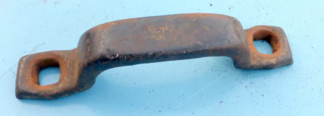 schöner alter Griff Türgriff Beschlag historischer Eisengriff antik geschmiedet