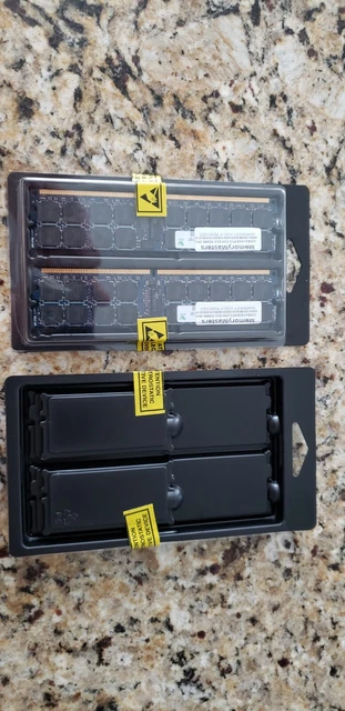 32GB (4x8GB) DDR2-667MHz PC2-5300 ECC RDIMM 2Rx4 1.8V