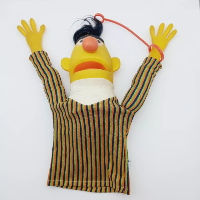 Lot 2 Muppets Bert and Bernie Sesame Street  1976 Vicma made in Spain Official 2