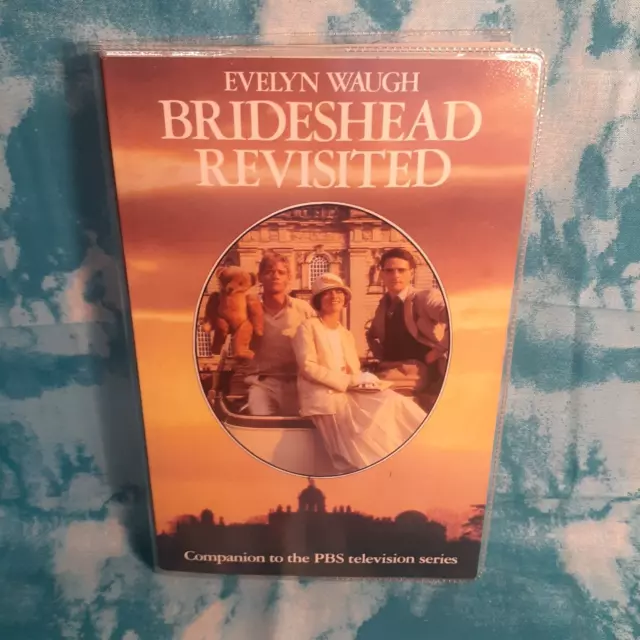 E. Waugh ~ BRIDESHEAD REVISITED ~Superior SC~ + BOOKPLATE SIGNED BY JOHN GIELGUD