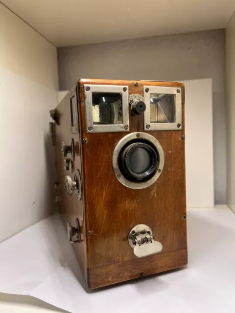 Antike, Filmkamera, Holzkamera, Hersteller unbekannt