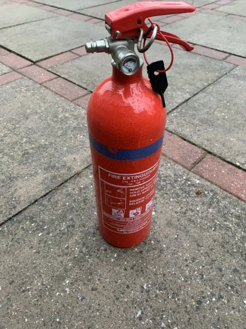 Upcycled  Lamp Project / Used Fire Extinguisher Ideal For Upcycling