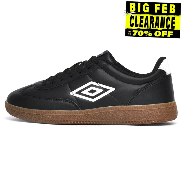 UMBRO MENS CLASSIC Cup Perf II Trainers Navy White Gum 34.95
