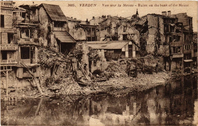 CPA AK Militaire - Verdun - Vue sur la Meuse - Ruines (698094)