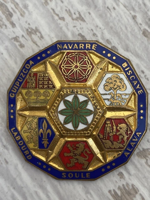 Broche Ancienne Blason Pays Basque « Zazpiak Bat » - Émaux Et Doré - Fin Du XIXe Siècle - Occasion