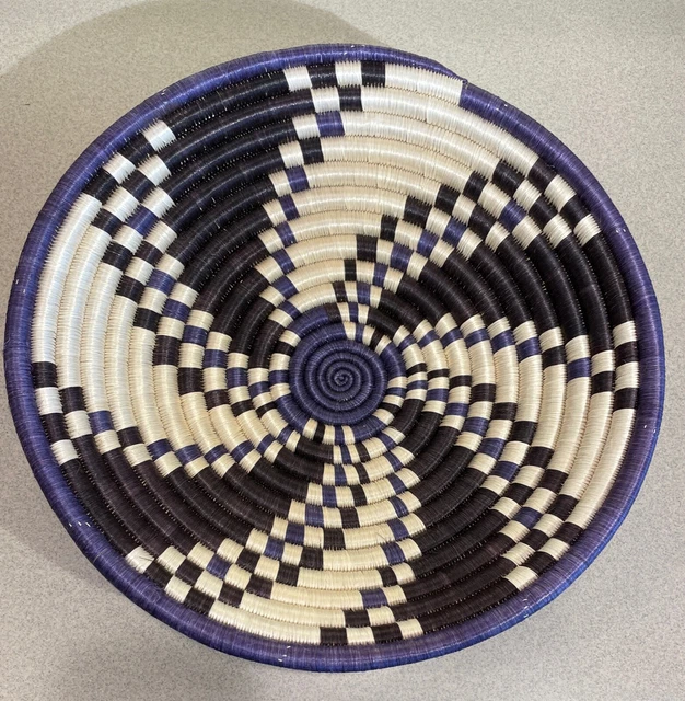 Handmade Rwanda Basket Fairwinds Trading New W/tags COA Oomva/Listen    JB