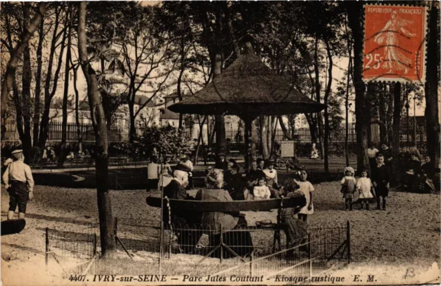 CPA IVRY-sur-SEINE - Parc Jules Coutant - Kiosque rustique (659507)