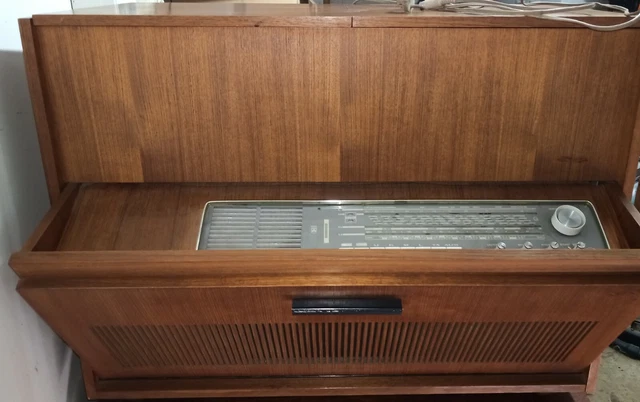 Meuble Combine Radio Tourne-disque Vintage Schaub Lorenz Balalaika - Années 60 - Occasion Fonctionnel