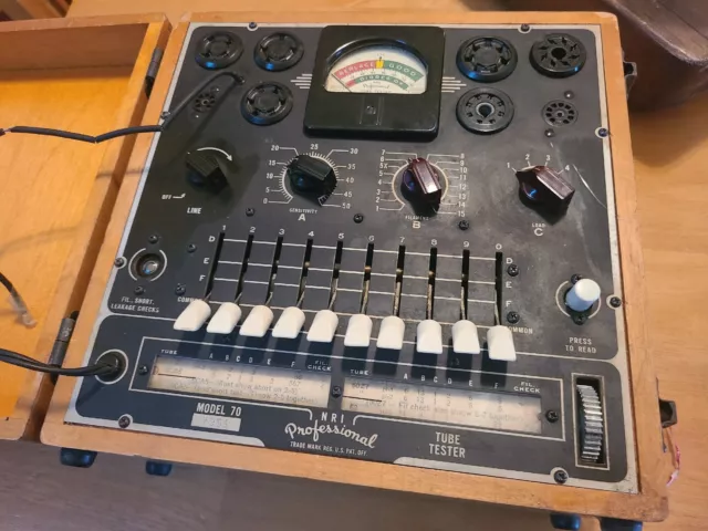 Vintage NRI Model 70 Professional Vaccum Tube Tester