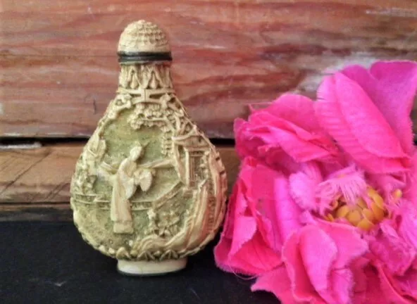 Vintage Chinese? Snuff Bottle Carved Resin High Relief Lady Pagoda Garden C-More