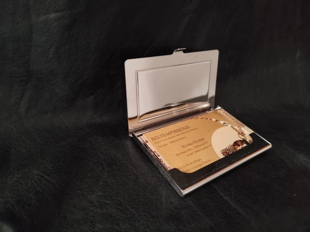 Cartes De Visite Vierges. Maquette Sur Fond Couleur Photo stock - Image