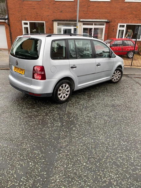 VW Touran 7 Seater 1.6 Petrol Manual