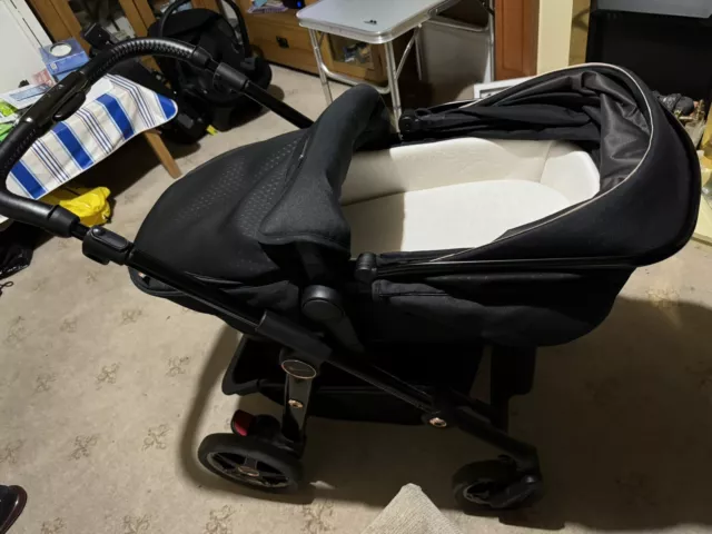 Silver Cross Pioneer Pushchair Travel System + Car Seat Special Edition Eclipse