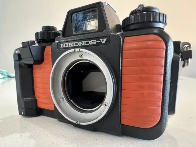 Nikonos V 35mm Underwater Film Camera 35mm From Japan