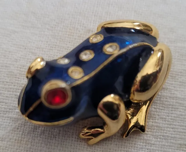 Frog Brooch Pin Blue with Gold Tone Red Eyes