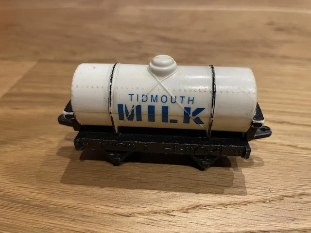Milk Engine TOMY THOMAS THE tank Engine. Milk Sodor tanker vintage Tidmouth. Year ...