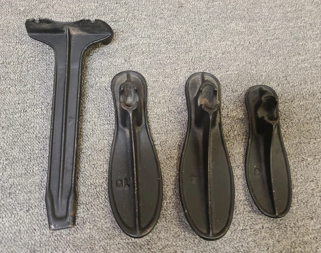 Vintage Antique Cast Iron Cobbler's Shoe Form Size Stamped 3, 4, 10 Vintage Old
