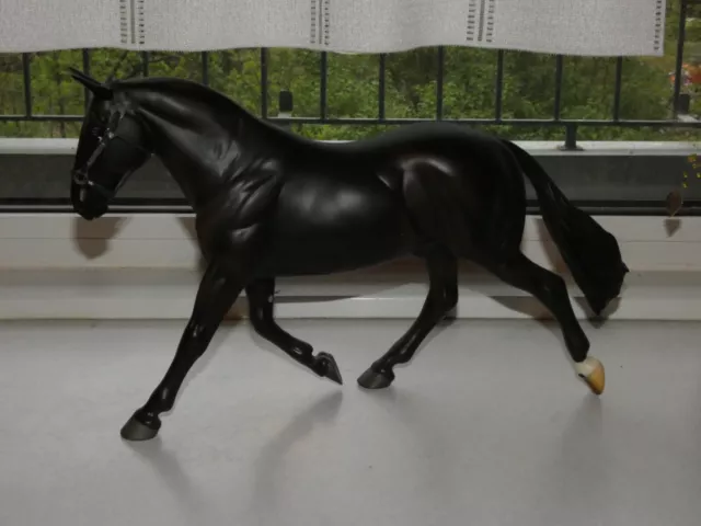 Breyer Cleveland Bay Trooper