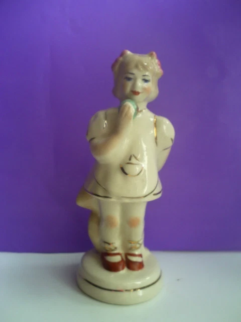 Fille de l'URSS russe avec pomme et ours en peluche figurine en porcelaine...