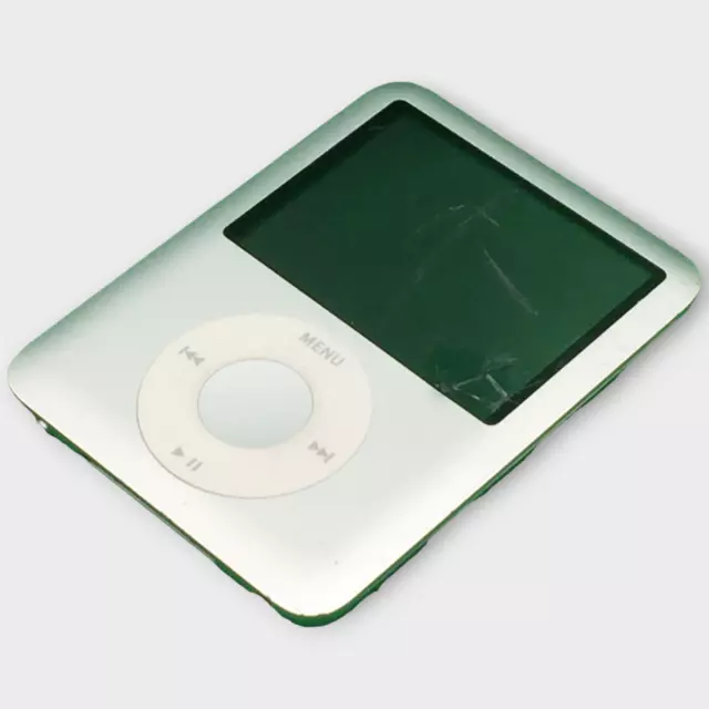 Apple iPod Nano 3rd Génération A1236 4 Go - Argent - Fracassé Écran LCD