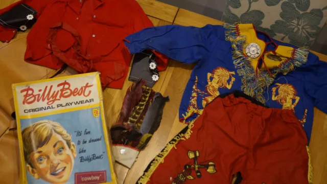 Vintage Billy Best Playwear - Abiti con parte indiani e cowboy