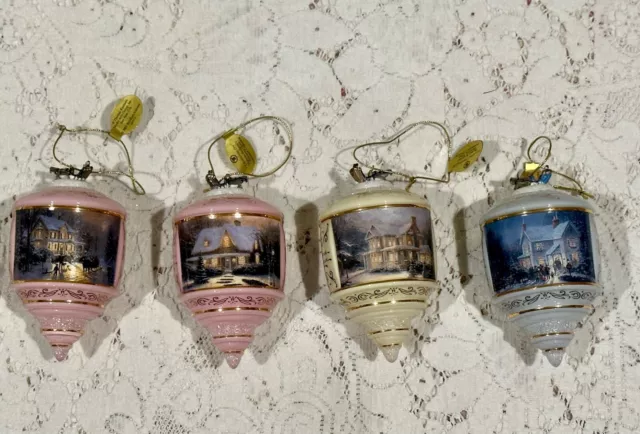 Thomas Kinkade's Heirloom Glass Ornaments SET 4 Victorian Christmas Eve Carolers