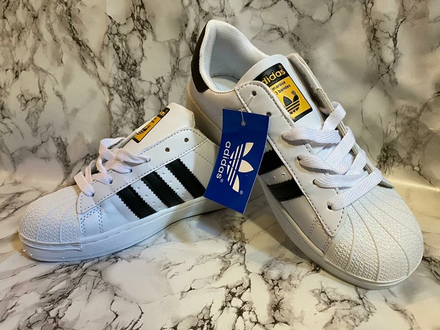 Super star scarpe 2025 immagini