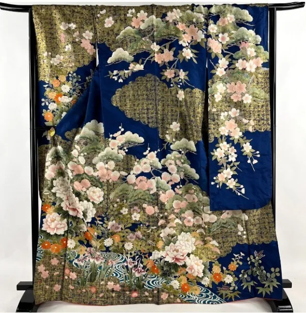 Japanese kimono SILK"FURISODE" long sleeves,Gld leaf,Pine/Plum,Navy,L5'6"..3640