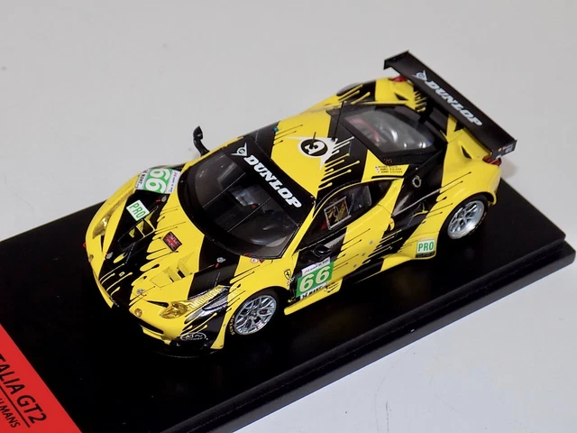 Miniature Ferrari 458 Italia GT2 Le Mans 2011 TSM 1/43 TSM11FJ023