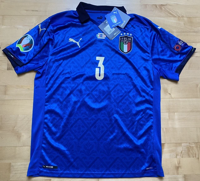 Puma dévoile le nouveau maillot domicile de l’Italie