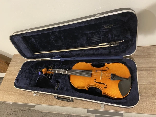 Samuel Eastman VA80 15” viola with case and accessories va-80