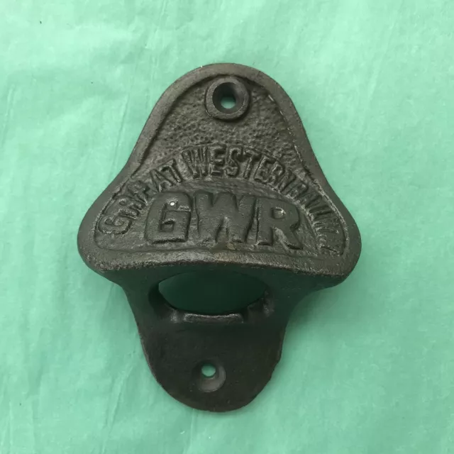 GWR railway Bottle Top Opener Wall Mounted Vintage Antique Iron Retro Cast