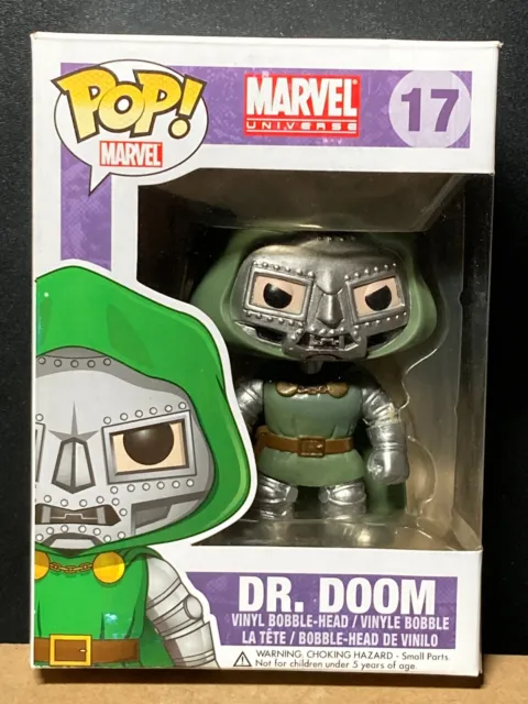 Funko POP Marvel Universe 17 Dr Doom in Soft Protector