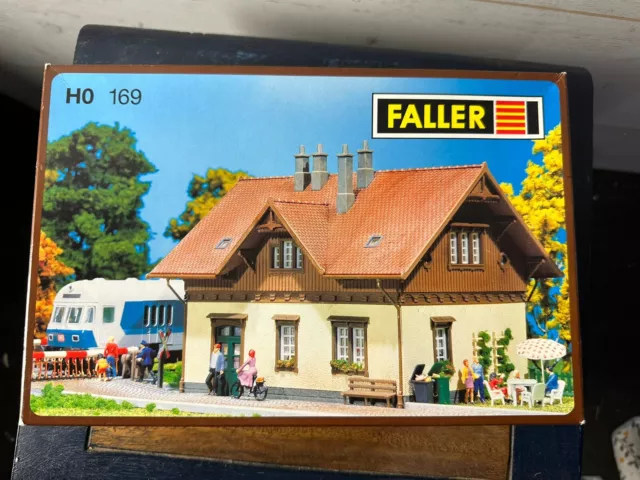 Faller 169 Ho Scale Small Detached House Building Model Railway Kit